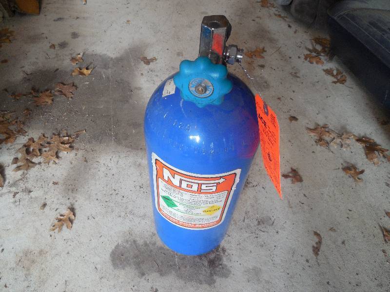 lot 49 image: NOS BOTTLE