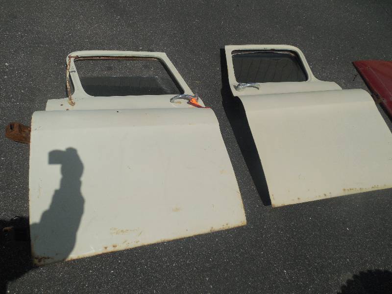 lot 146 image: 1955-59 Chevy Truck Doors