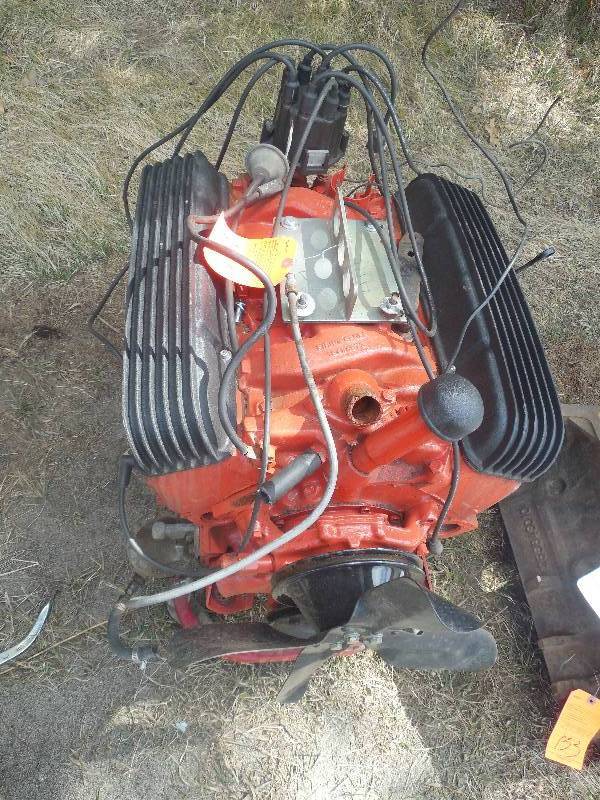 lot 154 image: 350 Chevy Motor