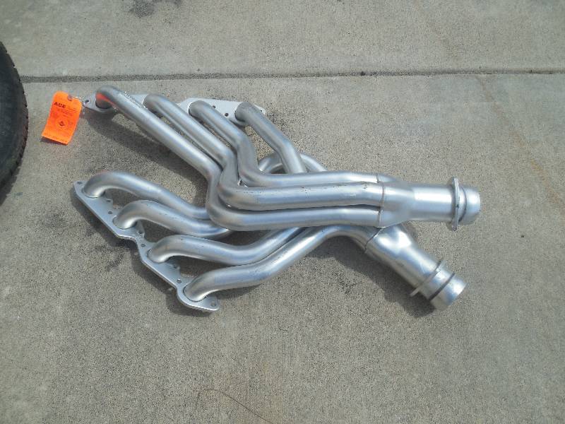 lot 159 image: Hedman Headers Big Block Chevelle