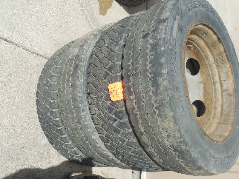 lot 169 image: 4 Steel Dually Rim