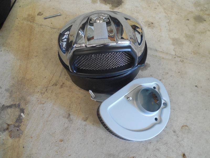 lot 187 image: 2016 Harley Air Cleaner - Factory
