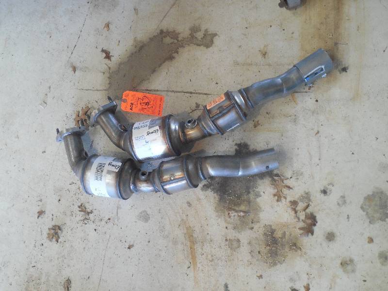 lot 193 image: Catalytic Coverters For LS Motors