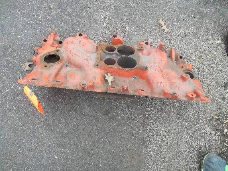 lot 309 image: CHEVY BIG BLOCK INTAKE MANIFOLD
