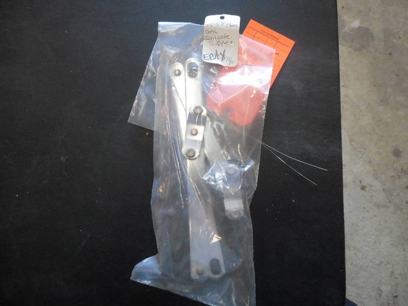 lot 344 image: 1955-87 CHEVY TRUCK STAINLESS TAILGATE HINGE