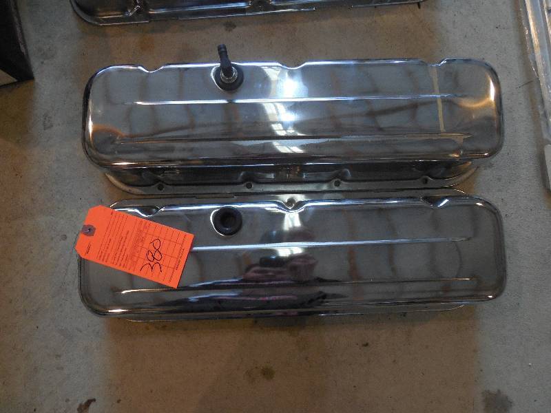 lot 380 image: BIG BLOCK CHEVY CHROME VALVE COVERS