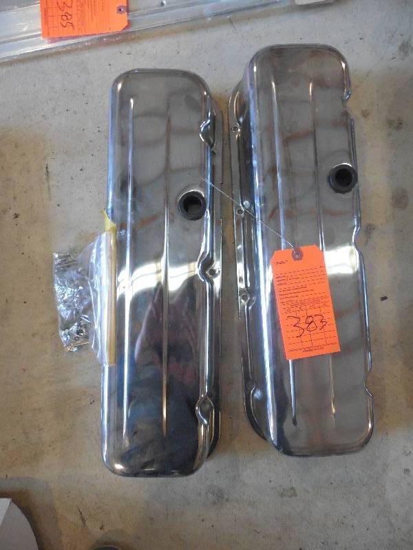 lot 383 image: BIG BLOCK CHEVY VALVE COVERS