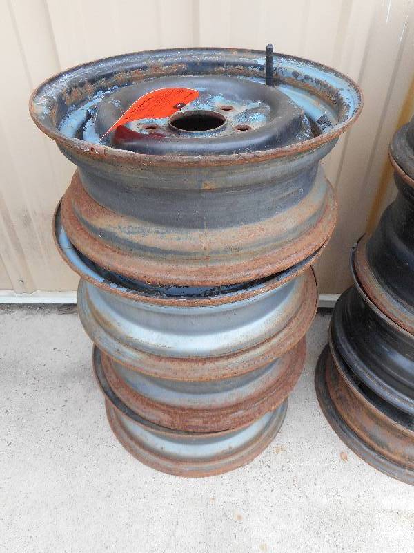 lot 447 image: (4) Steel Rims from Nova
