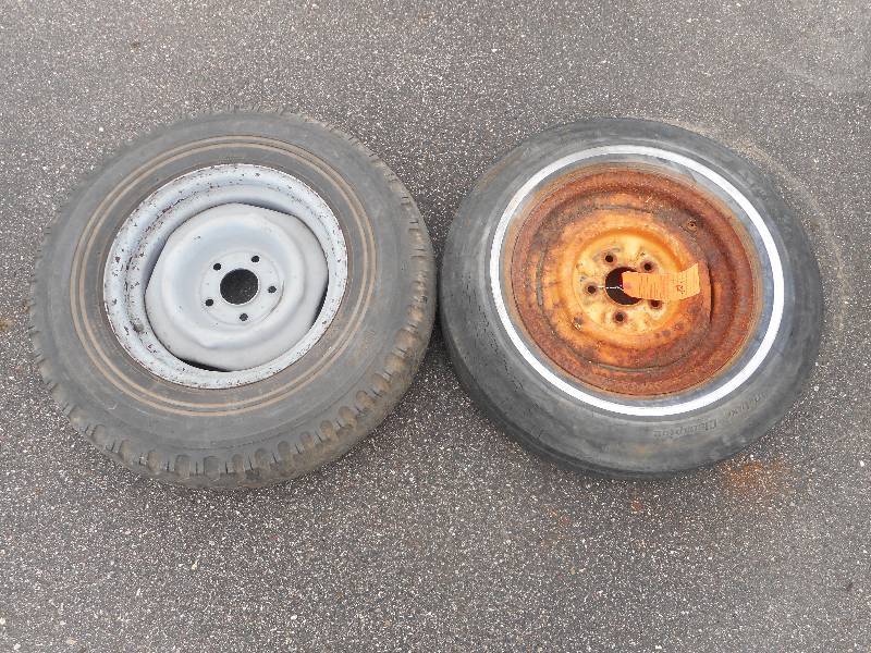 lot 454 image: (2) Steel Wheels