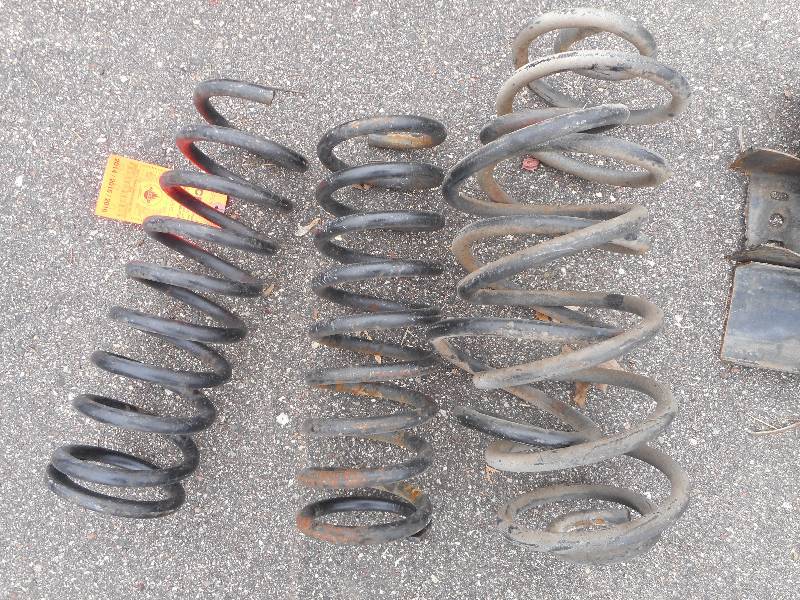 lot 461 image: 967 Chevelle Coil Springs
