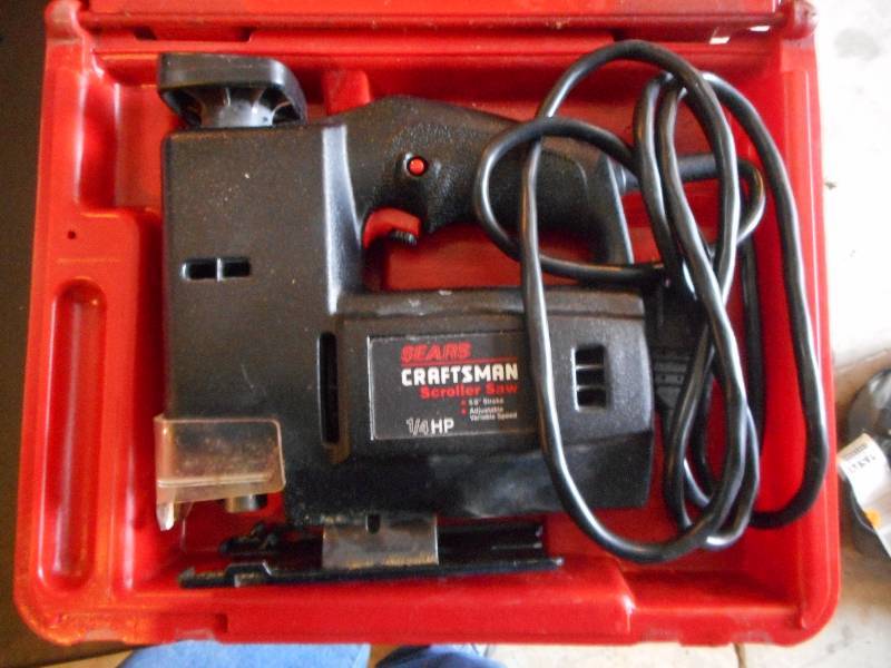 lot 570 image: Crafstamn Scroll Saw