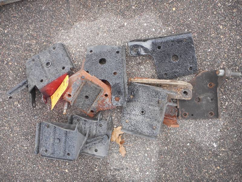 lot 490 image: 1967-1969 Camaro Leaf Spring Plates