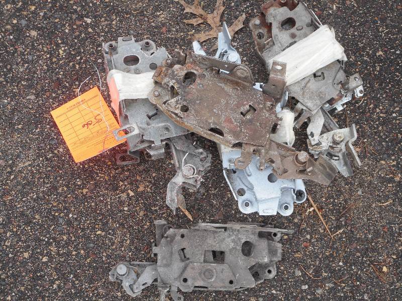 lot 506 image: Door Latches Lot