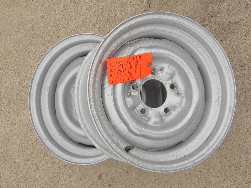 lot 512 image: (2) Newer Steel Wheels