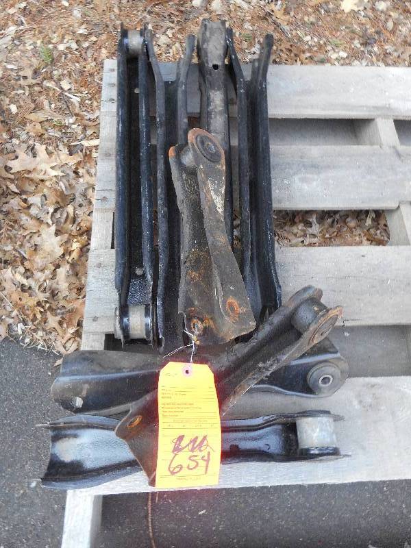 lot 654 image: PALLET LOT OF CHEVELLE TRAILING ARMS
