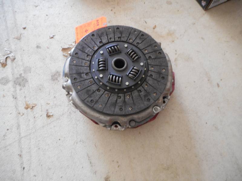 lot 611 image: BIG BLOCK CHEVY 11 CLUTCH