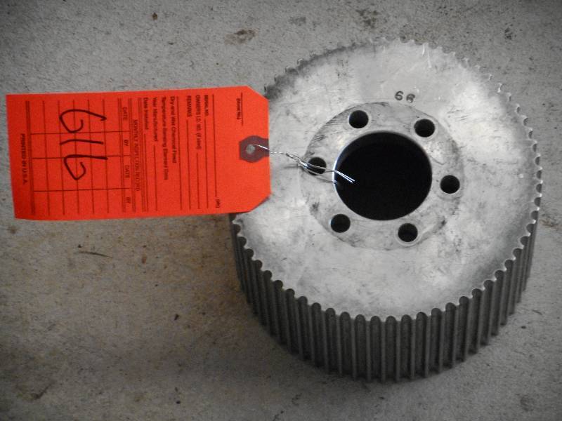 lot 616 image: BLOWER PULLY 66 TOOTH