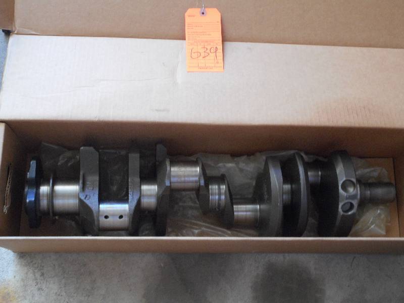 lot 639 image: 454 CAST CRANK