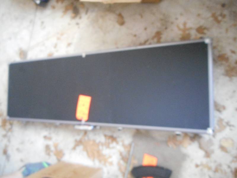 lot 668 image: HARD CARRY CASE