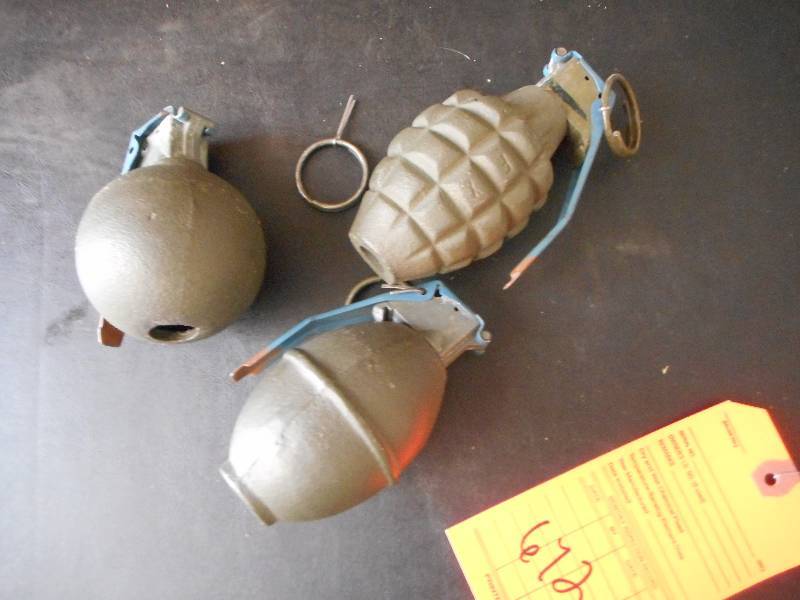 lot 672 image: REAL ARMY GRENADES - EMPTY