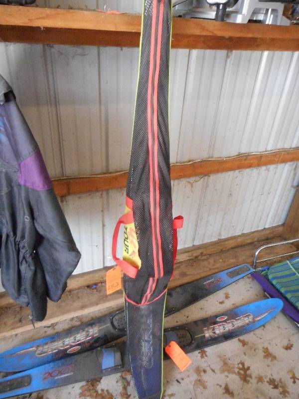 lot 682 image: KIDDER SLOLOM SKI