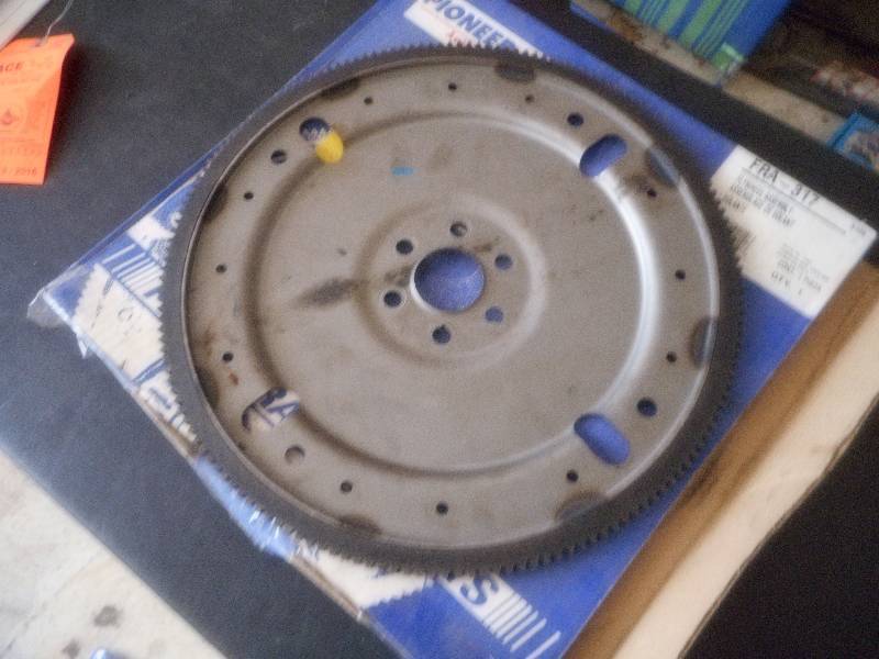 lot 693 image: 350 CHEVY FLEX PLATE