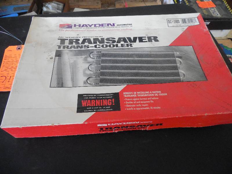 lot 713 image: UNIVERSLA TRANNY COOLER