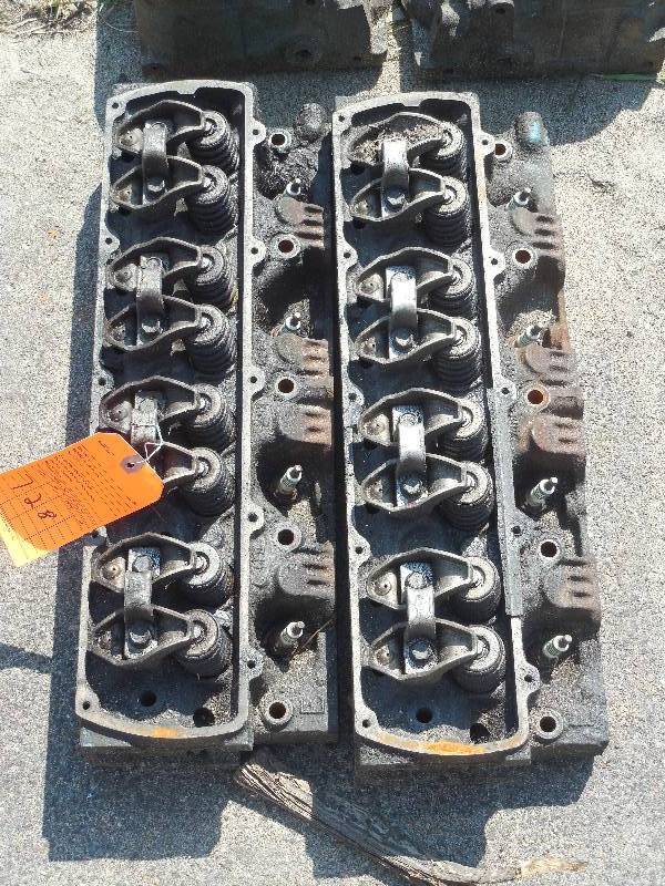 lot 728 image: OLDSMOBILE 400 HEAD