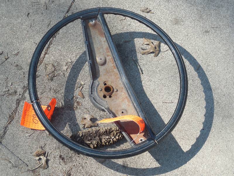 lot 760 image: 1970-1972 Chevelle Steering Wheel