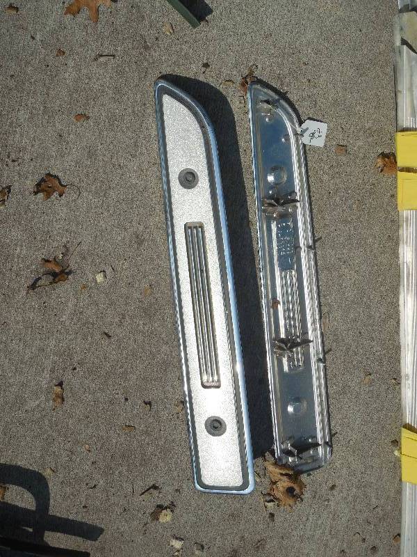 lot 828 image: 1968 Baracuda Hood Inserts