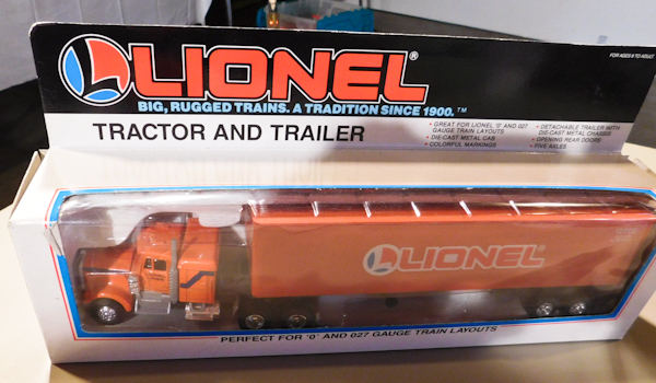 lot 47 image: Lionel Tractor and Trailer in box ,Model trucks, collectible,