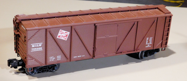 lot 60 image: Model trains, collectible, The Milwaukee Road rail car