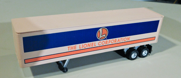 lot 96 image: lionel truck trailer