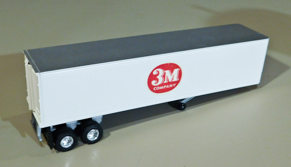 lot 97 image: lionel truck trailer 3m