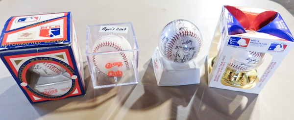lot 141 image: 4 minnesota twins signed baseballs many signatures