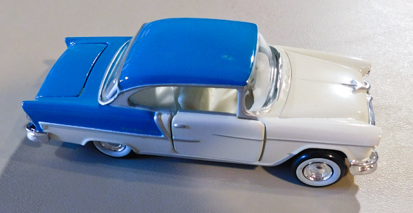 lot 170 image: Vintage 1955 Chevrolet Belair diecast car