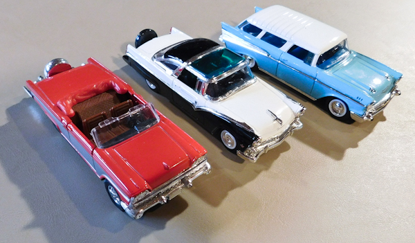 lot 174 image: Vintage collectible die cast cars