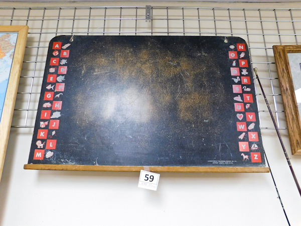 lot 59 image: Vintage childrens chalkboard