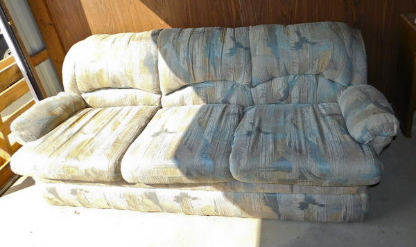 lot 99 image: vintage sofa would be great for a hunting cabin has sleeper bed inside