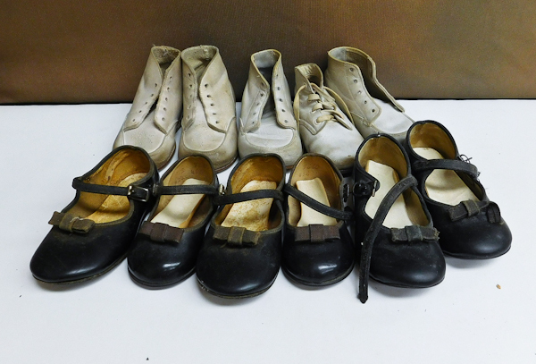 lot 11 image: Vintage Childrens shoes