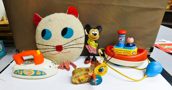 lot 14 image: Vintage Toys, Fisher Price, Disney