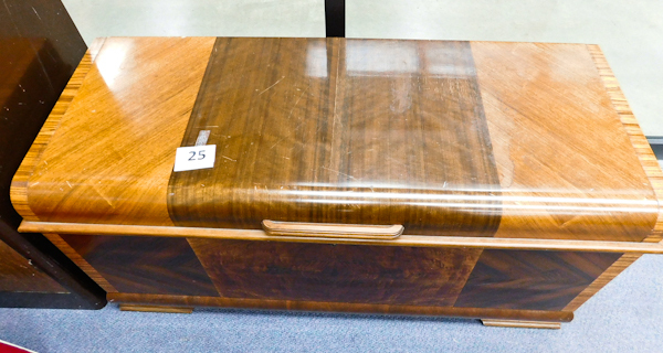 lot 25 image: Vintage Lane Cedar Chest