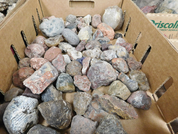 lot 158 image: 7.5 lbs misc stone specimens