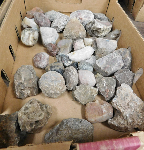 lot 159 image: 7.5 lbs misc stone specimens