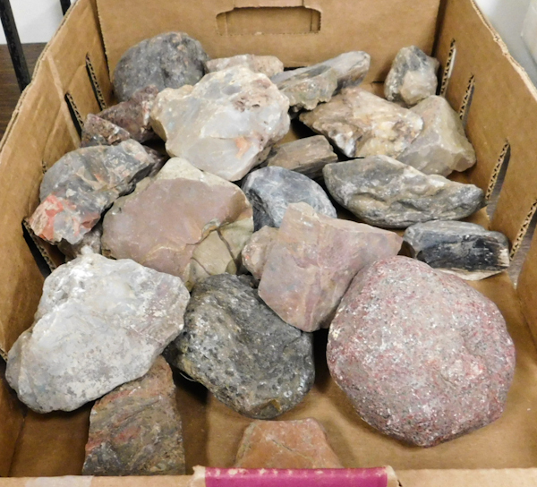 lot 161 image: 11 lbs misc stone specimens