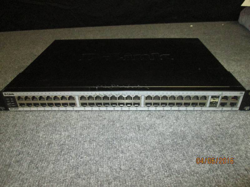 lot 127 image: D-Link DES-3252P 48 port ethernet s...