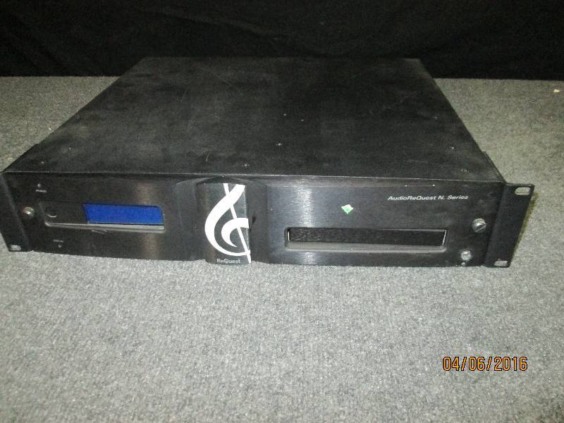 lot 133 image: Request Audio ReQuest N. Series hom...