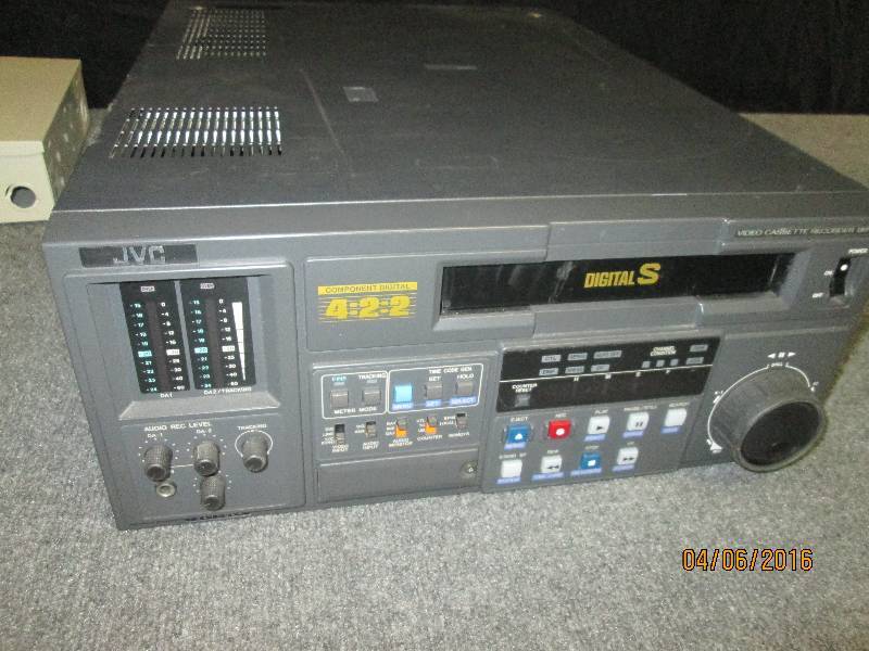 lot 98 image: JVC professional grade videocassett...