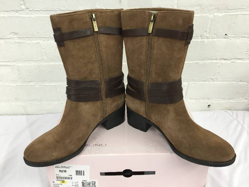Bandolino Womens Ursal Suede Bootie - Taupe size 8m retail $129