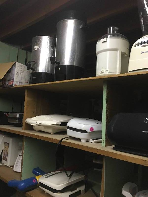 all appliances shown in picture